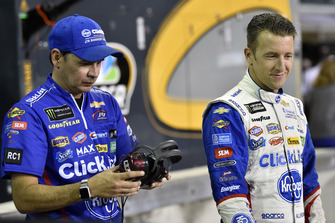 A.J. Allmendinger, JTG Daugherty Racing, Chevrolet Camaro Kroger ClickList and Trent Owens