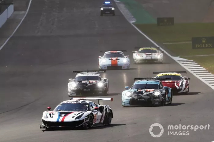 #83 Kessel Racing Ferrari 488 GTE Manuela Gostner, Rahel Frey, Michelle Gatting