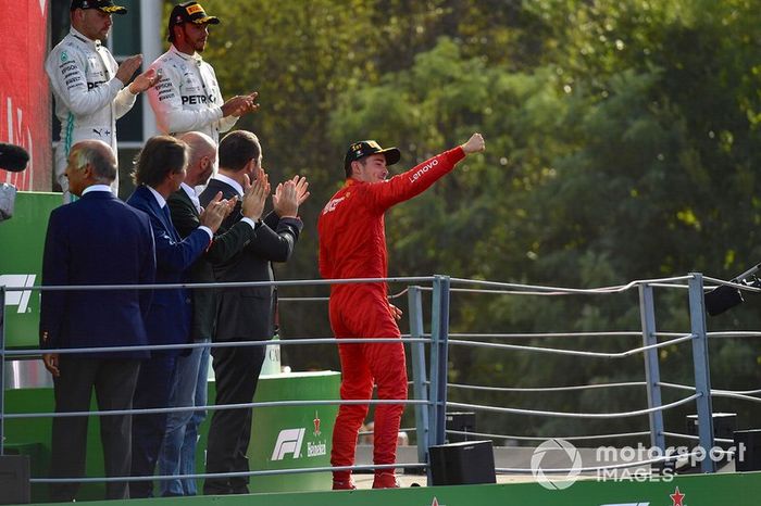 Podio: ganador de la carrera Charles Leclerc, Ferrari