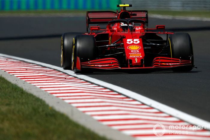 Carlos Sainz Jr., Ferrari SF21