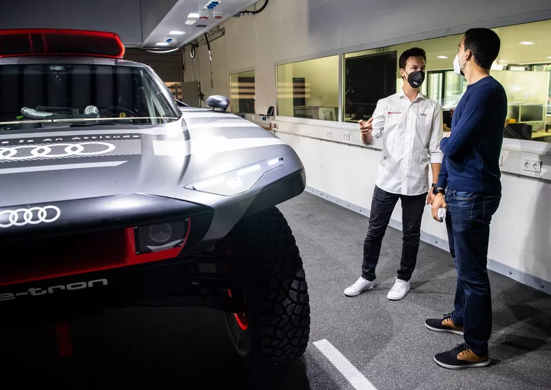 Presentazione Audi RS Q e-tron