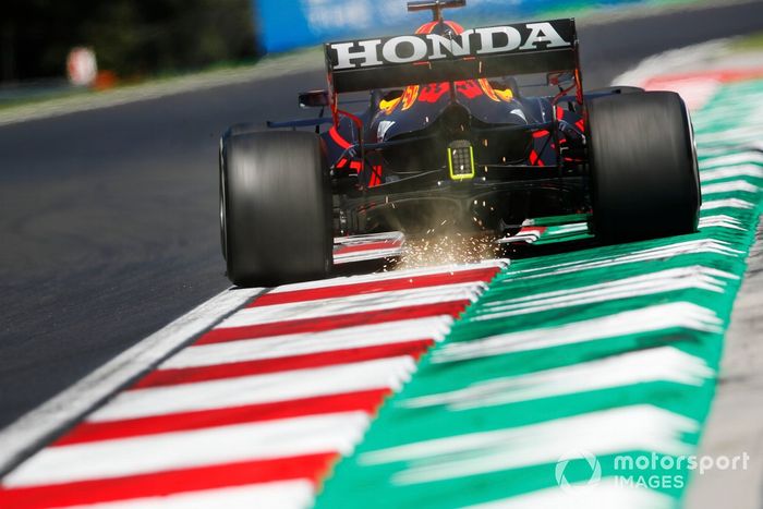 Max Verstappen, Red Bull Racing RB16B