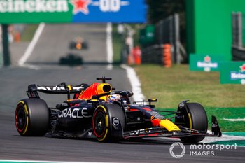 Verstappen gana en Monza y Checo Pérez recupera para un 1-2 de Red Bull