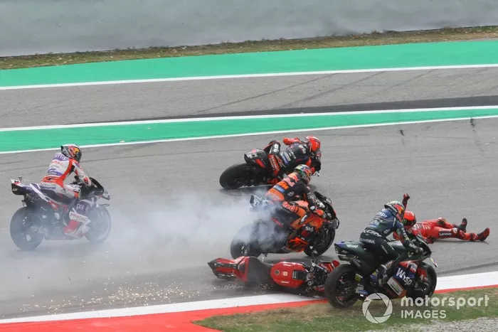 Francesco Bagnaia, caída del equipo Ducati