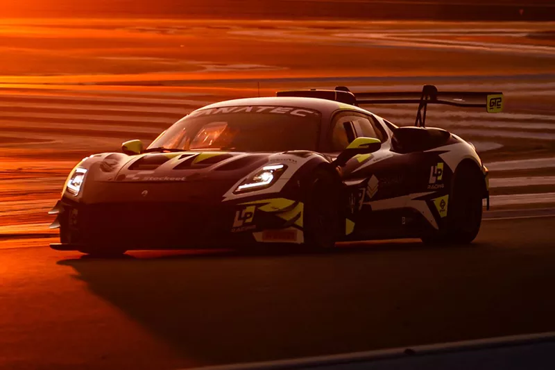 #12 LP Racing, Maserati GT2: Leonardo Gorini, Luca Pirri