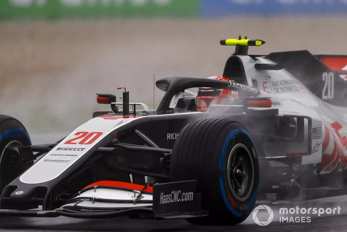 Kevin Magnussen, Haas VF-20 