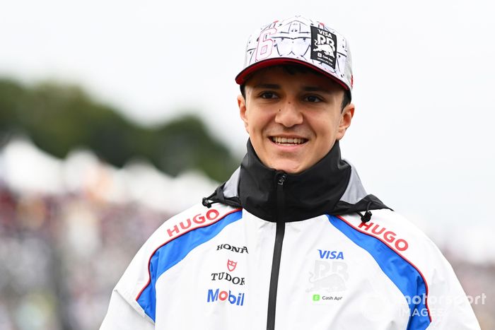 Isack Hadjar, Equipo Racing Bulls