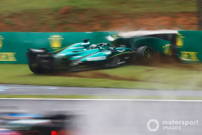Lance Stroll, Aston Martin AMR24, se cae