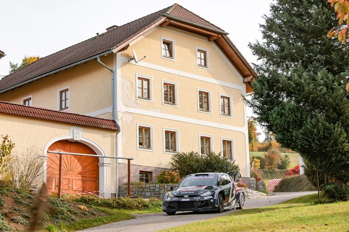 Такамото Кацута, Аарон Джонстон, Toyota Gazoo Racing WRT Toyota GR Yaris Rally1