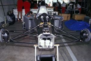 Suspension de la McLaren MP4-6