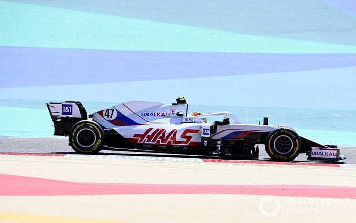 Mick Schumacher, Haas VF-21 