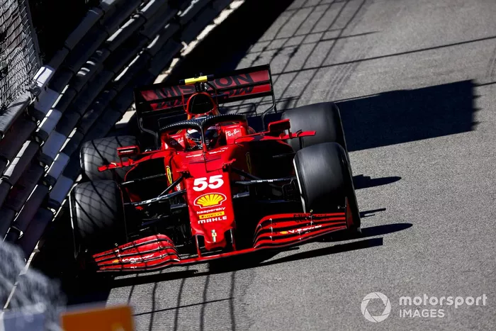 Carlos Sainz Jr., Ferrari SF21