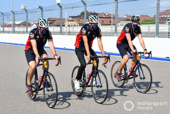 Alex Albon, Red Bull Racing