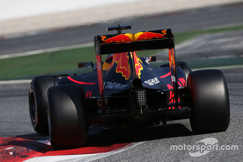 Daniil Kvyat, Red Bull Racing RB12