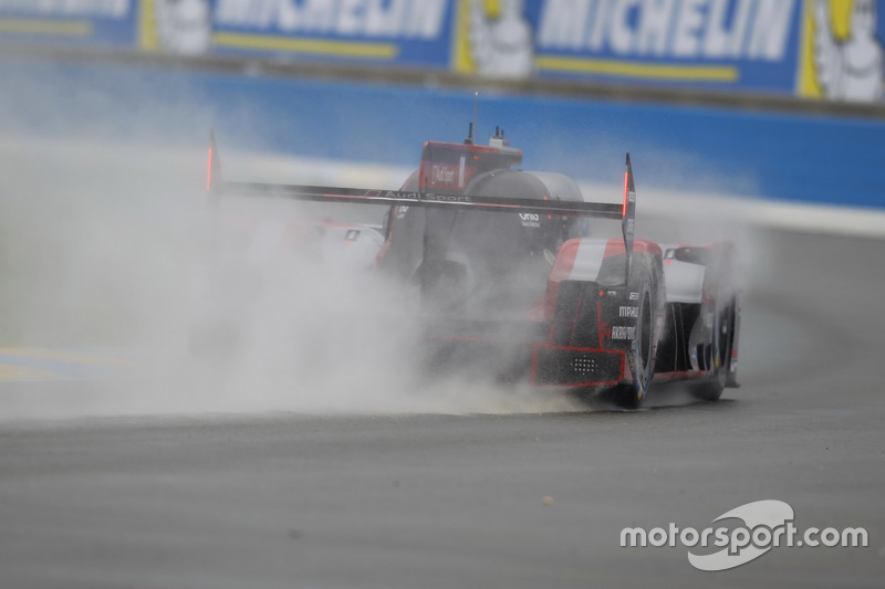 Gischt hinter dem #7 Audi R18