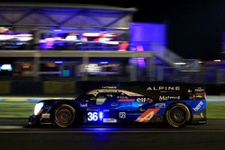 Густаво Менесес, Николя Ляпьер и Стефан Ришельми, #36 Signatech Alpine A460