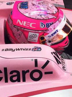 Esteban Ocon, Sahara Force India F1 VJM10 avec un sticker #BillyWhizz