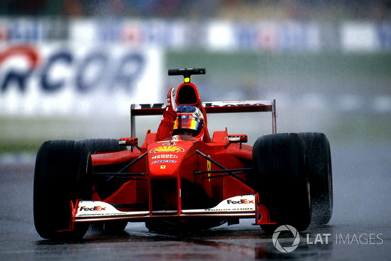 Podium: Race winner Rubens Barrichello, Ferrari F1 2000, second place Mika Hakkinen,  Mclaren  MP4-15, David Coulthard, Mclaren MP4-15