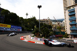 Lance Stroll, Williams FW40, Felipe Massa, Williams FW40