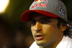 Карлос Сайнс-мол., Scuderia Toro Rosso