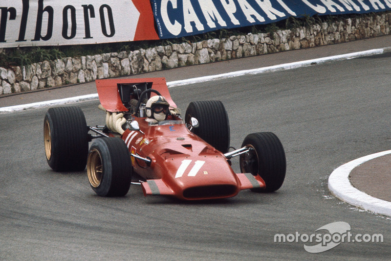 Mais voltas lideradas sem vencer: Chris Amon