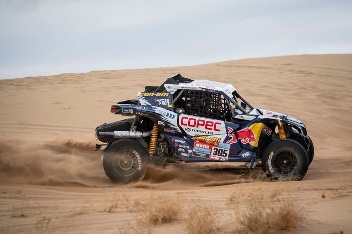 #305 EKS - South Racing: Francisco Lopez Contardo, Juan Pablo Latrach Vinagre