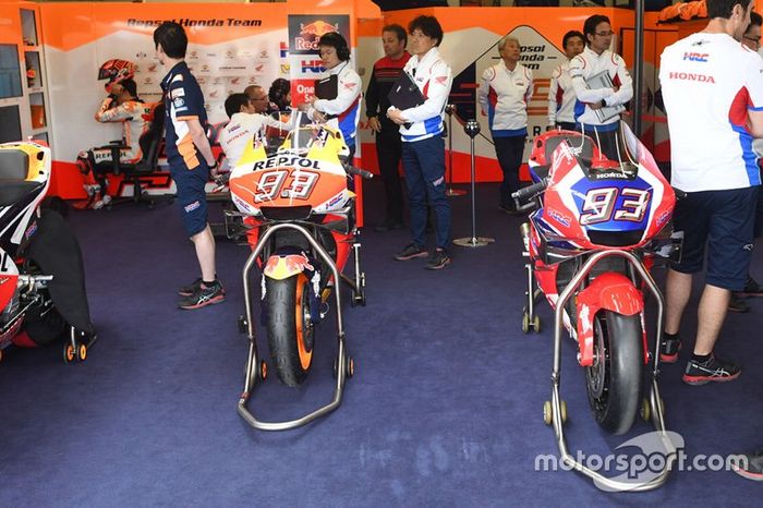 Chasis de fibra de carbono de HRC Honda Team y Repsol Honda Team