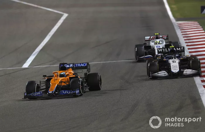 Daniel Ricciardo, McLaren MCL35M, Nicholas Latifi, Williams FW43B, Mick Schumacher, Haas VF-21
