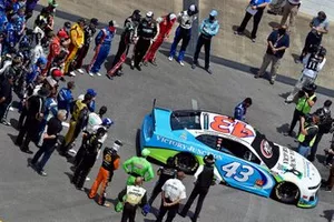 Darrell Wallace Jr., Richard Petty Motorsports, Chevrolet Camaro Victory Junction 