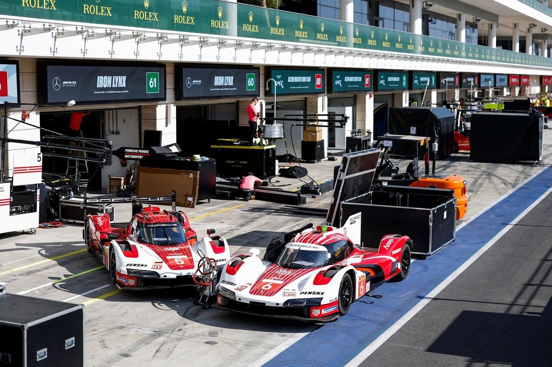 #5 Porsche Penske Motorsport Porsche 963: Julien Andlauer, Michael Christensen, Mathieu Jaminet, #6 Porsche Penske Motorsport Porsche 963: Kévin Estre, Laurens Vanthoor, Matt Campbell