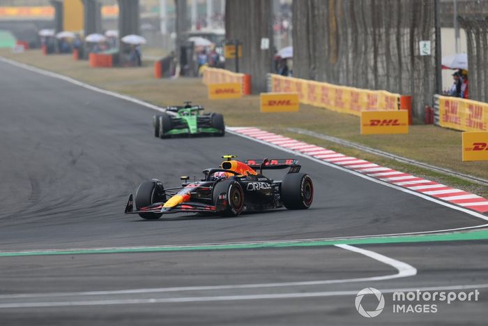 Nico Hulkenberg, Sauber, Liam Lawson, Red Bull Racing