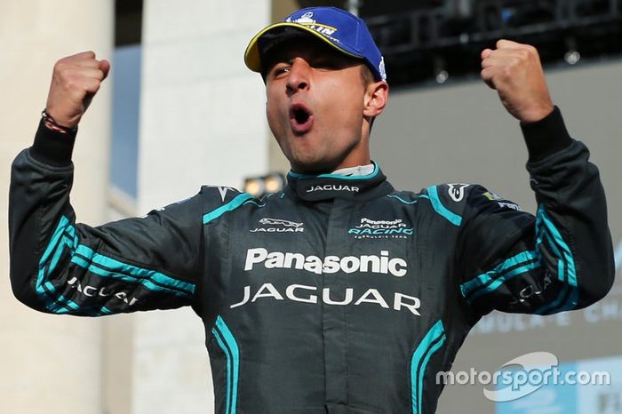 Mitch Evans, Panasonic Jaguar Racing, 1st position, celebrates 