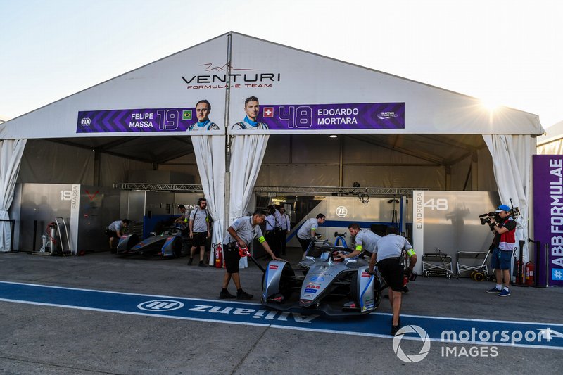 Edoardo Mortara Venturi Formula E, Venturi VFE05, is pushed into the garage by mechanics.