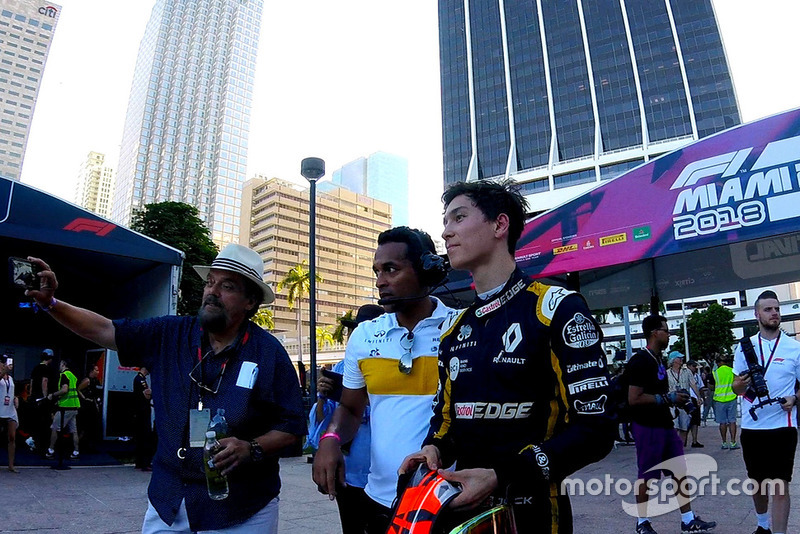 Jack Aitken, Renault F1 Team
