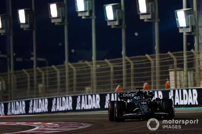 Lance Stroll, Aston Martin AMR22
