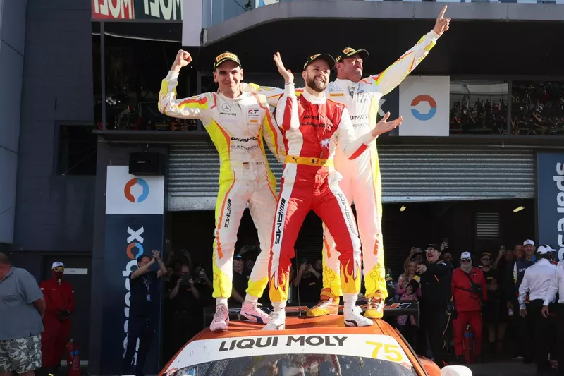Winners #75 Sun Energy 1 Mercedes-AMG GT3: Kenny Habul, Jules Gounon, Luca Stolz