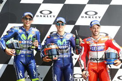 Valentino Rossi, Yamaha Factory Racing, Maverick Viñales, Yamaha Factory Racing, Andrea Dovizioso, Ducati Team après les qualifications