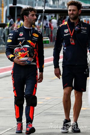 Daniel Ricciardo, Red Bull Racing avec Sam Village, coach personnel Red Bull Racing