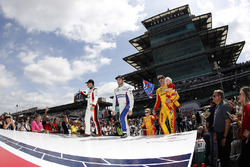 Oriol Servia, Rahal Letterman Lanigan Racing Honda, Ed Jones, Dale Coyne Racing Honda Ryan Hunter-Reay, Andretti Autosport Honda