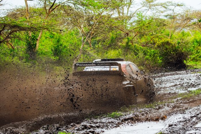 Оливер Сольберг, Эллиот Эдмондсон, Toyota Gazoo Racing WRT Toyota GR Yaris Rally1