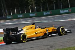 Kevin Magnussen, Renault Sport F1 Team RS16