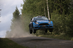 Eric Camilli, Benjamin Veillas, M-Sport Ford Fiesta WRC after a crash