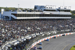 Ryan Blaney, Team Penske, Ford Fusion DEX Imaging