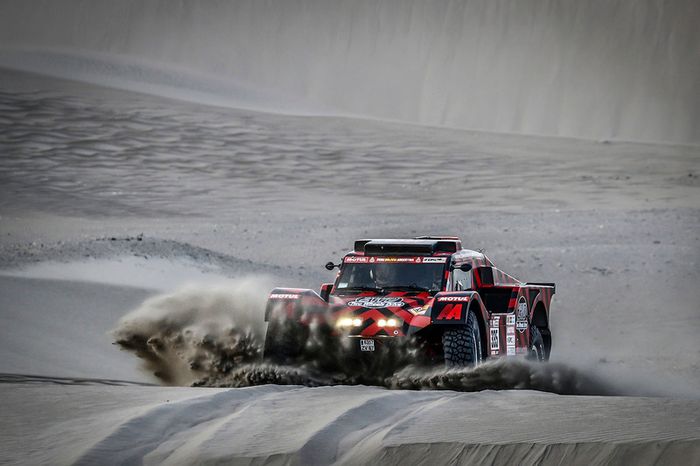 #335 Ford: Eugenio Amos, Sébastien Delaunay