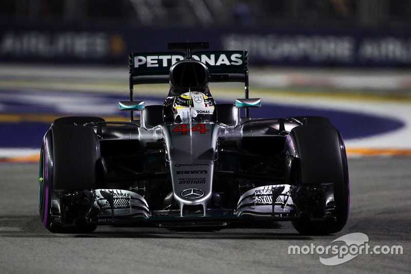3. Lewis Hamilton, Mercedes AMG F1 W07 Hybrid
