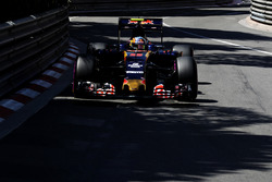 Carlos Sainz Jr., Scuderia Toro Rosso STR11