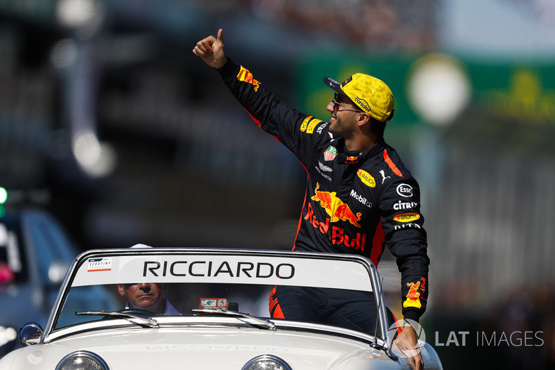Daniel Ricciardo, Red Bull Racing, in the drivers parade