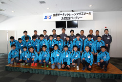SRS-Moto入校生と講師陣