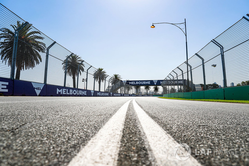 Le bord de piste durant le trackwalk