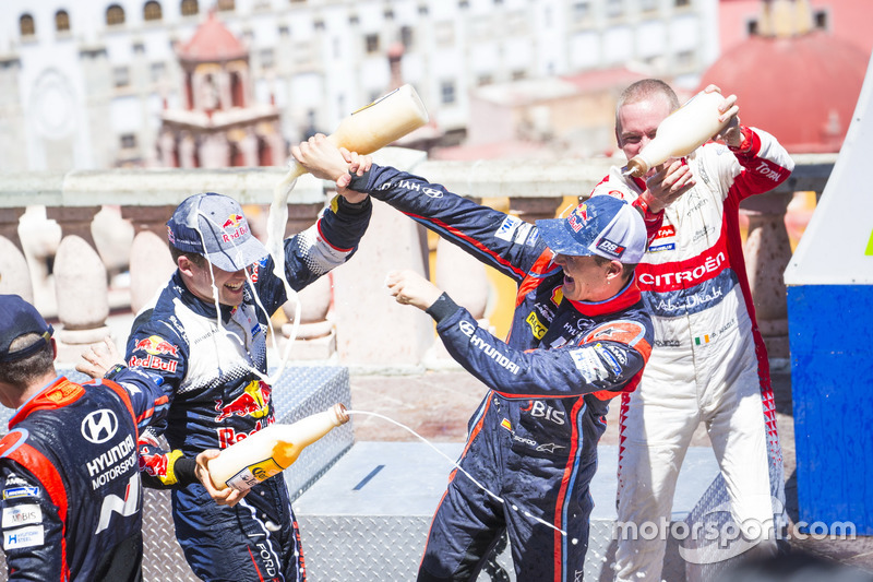 Podio: Sébastien Ogier, M-Sport Ford WRT e Dani Sordo, Hyundai Motorsport, Kris Meeke, Citroën World Rally Team